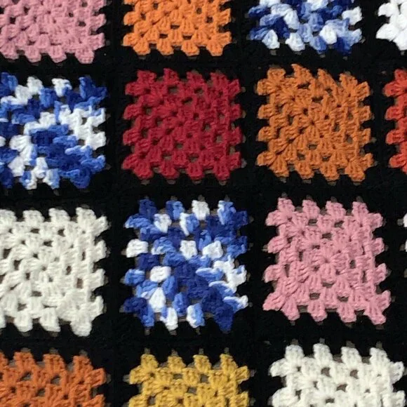 Vtg GRANNY SQUARE AFGHAN Crochet Cottage Core Throw Blanket 66”x43” T100 - Picture 4 of 12